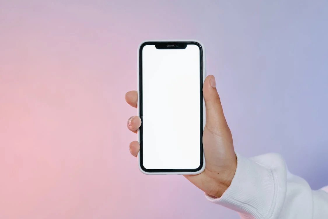 Dlaczego warto postawić na iPhone 14 plus?